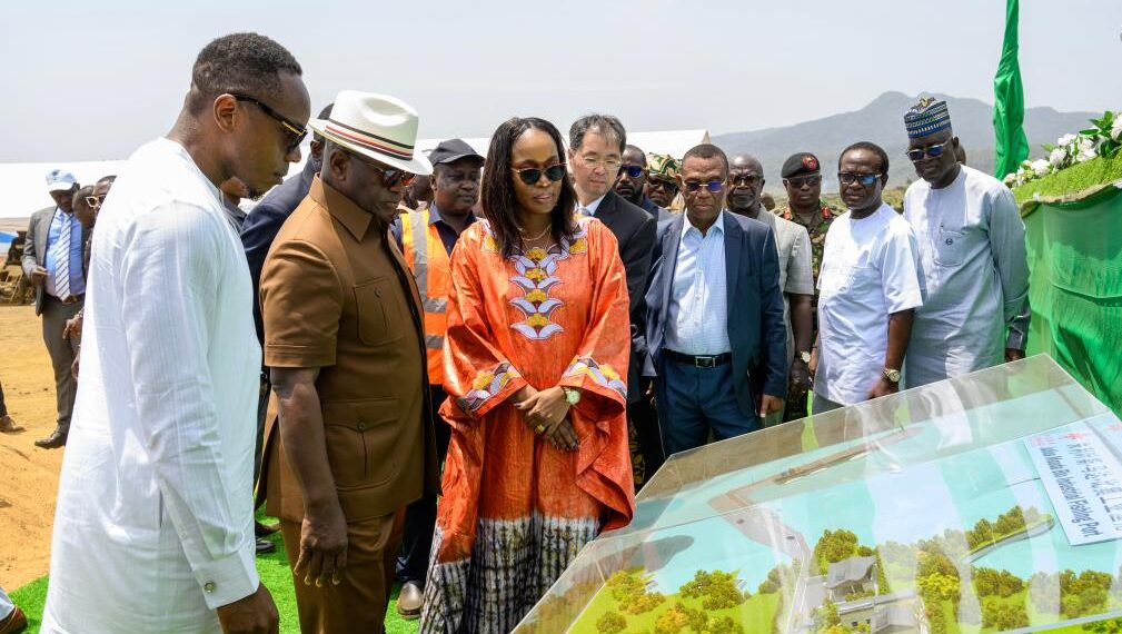 Construction of China-aided industrial fishing port starts in Sierra Leone