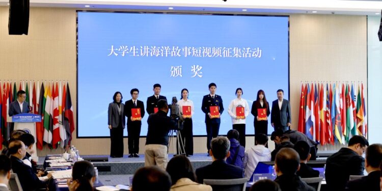 Participants call for maritime cooperation at Shanghai forum
