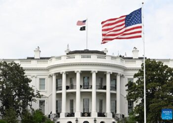 Uncertainty remains ahead of expected U.S.-Iran talks, while mediation efforts continue
