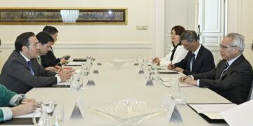 Macao SAR chief executive pledges strengthening cooperation with Spanish-speaking countries
